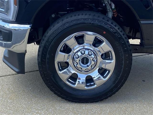 new 2025 Ford F-250 car, priced at $88,995