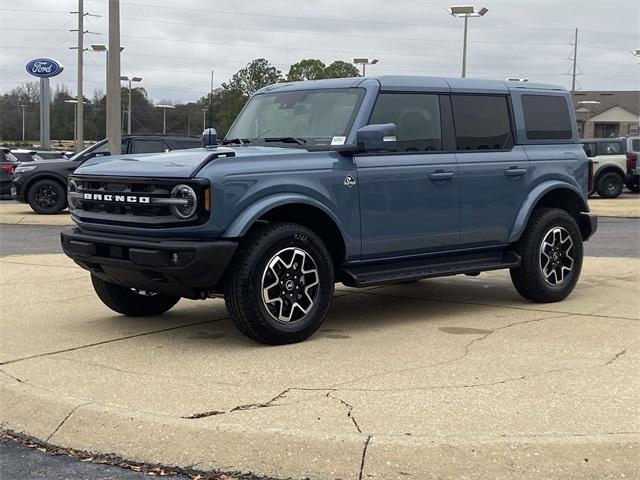new 2025 Ford Bronco car, priced at $50,995