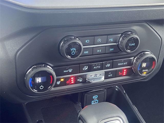 new 2025 Ford Bronco car, priced at $50,995