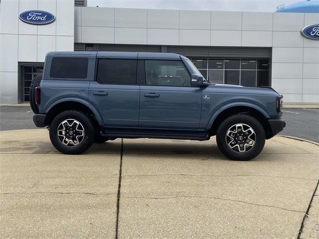 new 2025 Ford Bronco car, priced at $50,995
