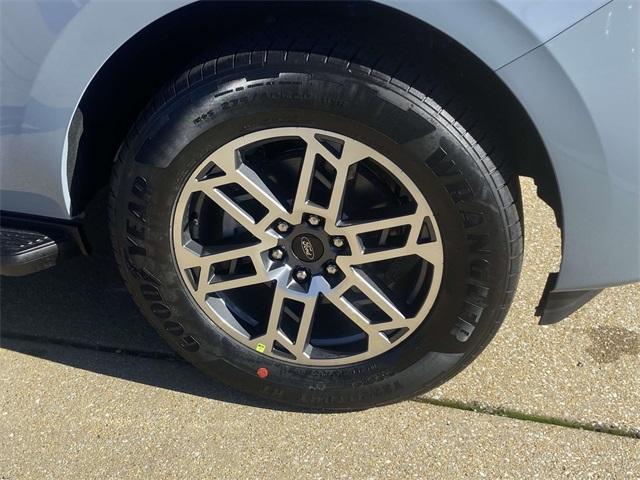 new 2026 Ford Expedition car, priced at $66,995