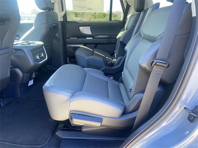 new 2026 Ford Expedition car, priced at $66,995