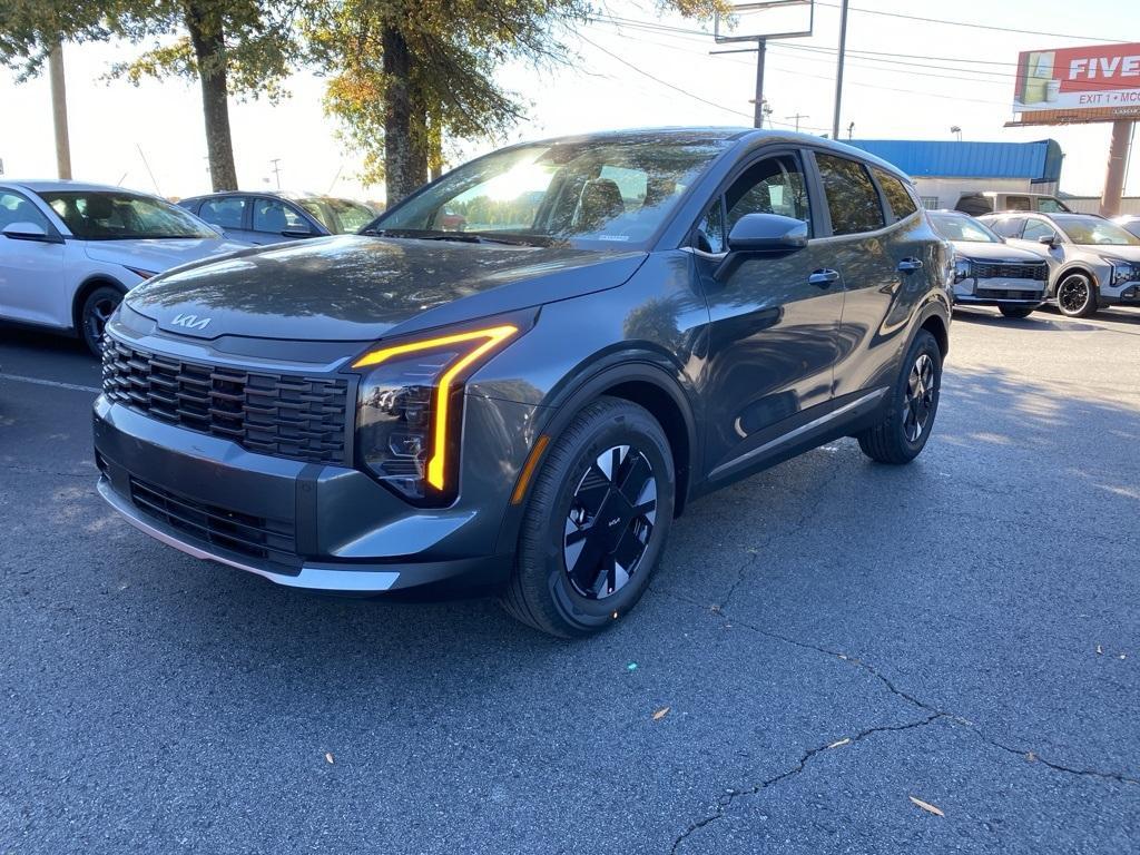new 2026 Kia Sportage Hybrid car, priced at $32,555