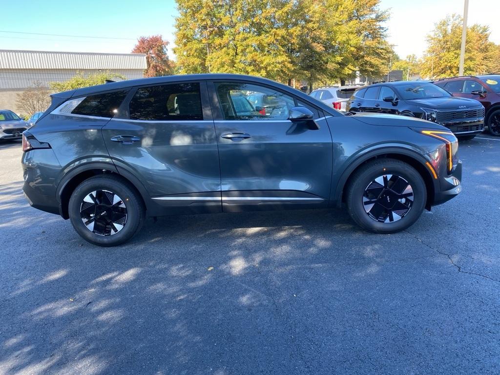 new 2026 Kia Sportage Hybrid car, priced at $32,555