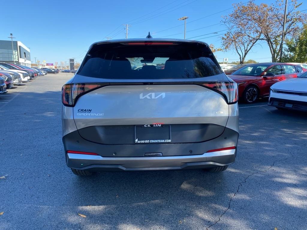 new 2026 Kia Sportage Hybrid car, priced at $32,085