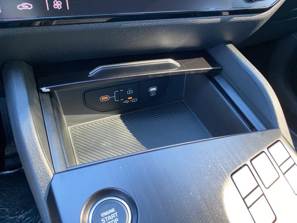 new 2026 Kia Sportage Hybrid car, priced at $32,085