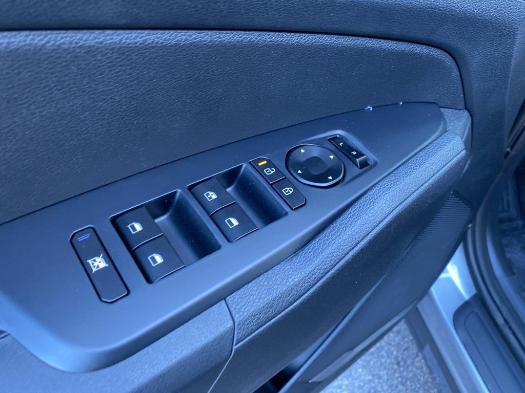 new 2026 Kia Sportage Hybrid car, priced at $32,085