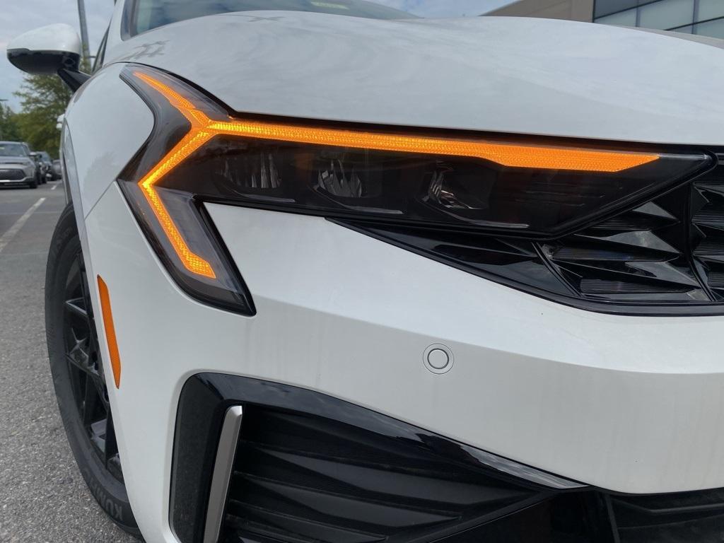 new 2026 Kia K5 car, priced at $29,060