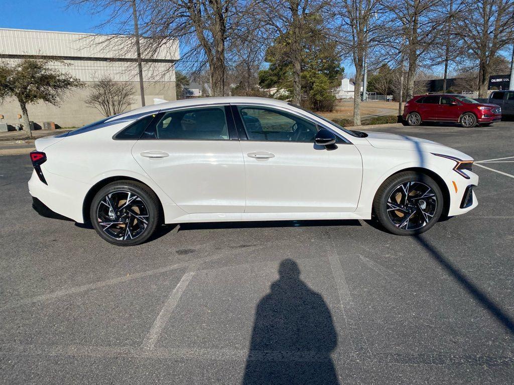 new 2026 Kia K5 car, priced at $30,080