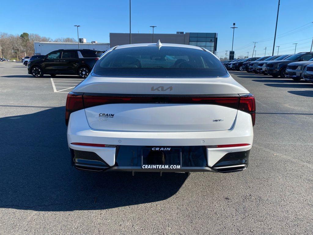 new 2026 Kia K5 car, priced at $30,080
