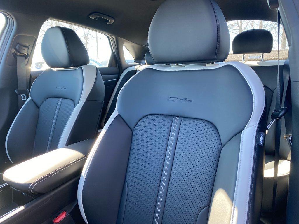 new 2026 Kia K5 car, priced at $30,080