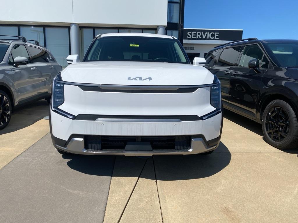 new 2026 Kia EV9 car, priced at $60,485
