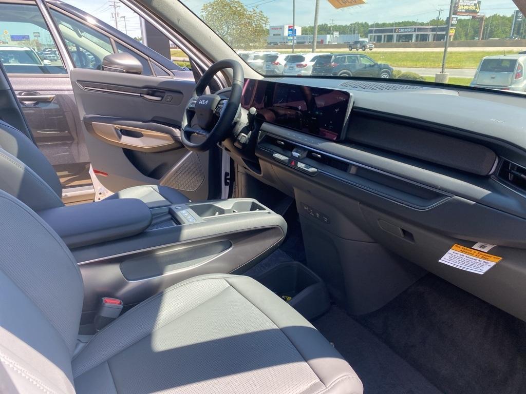 new 2026 Kia EV9 car, priced at $60,485