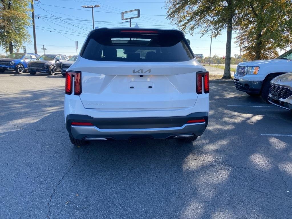 new 2026 Kia Sorento car, priced at $38,975