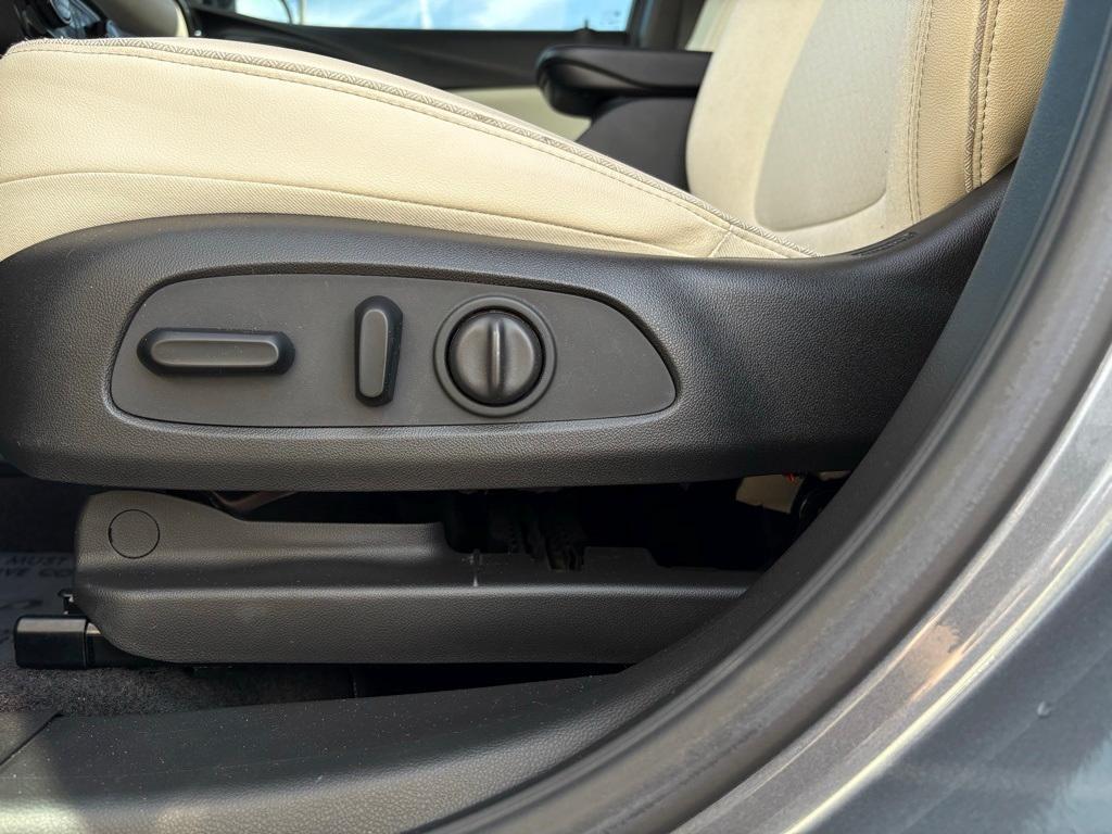 used 2022 Buick Encore GX car, priced at $17,607