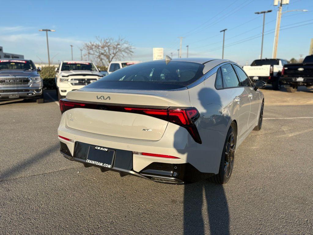 new 2026 Kia K5 car, priced at $30,080