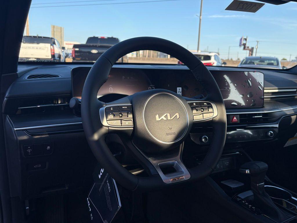 new 2026 Kia K5 car, priced at $30,080