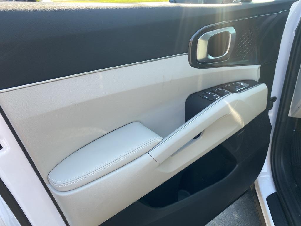 new 2026 Kia Sorento car, priced at $42,465