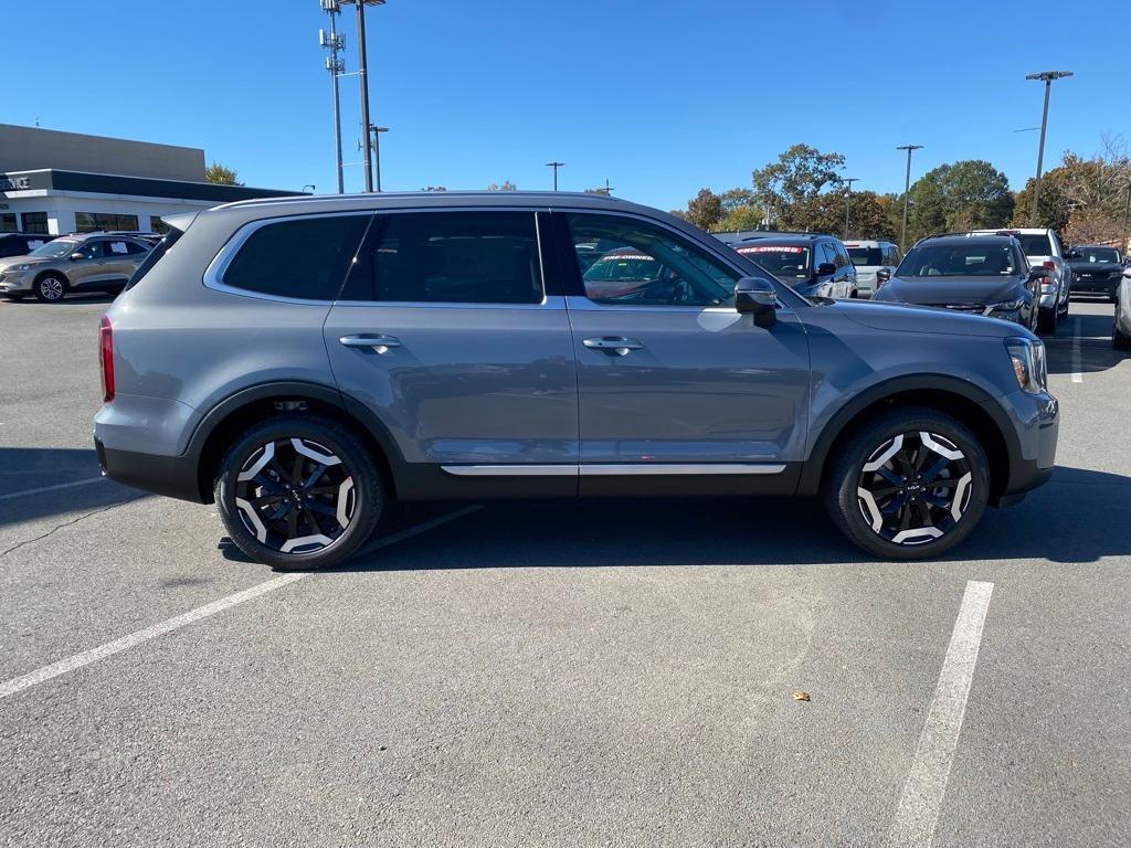 new 2025 Kia Telluride car, priced at $43,425