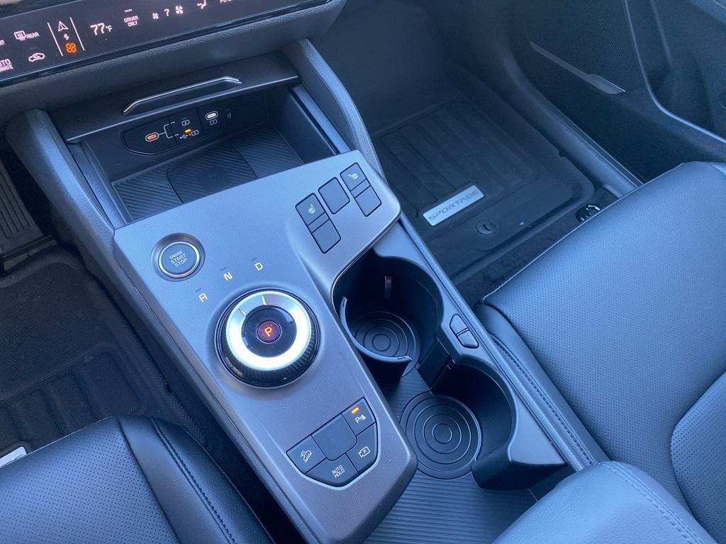 new 2026 Kia Sportage Hybrid car, priced at $36,035