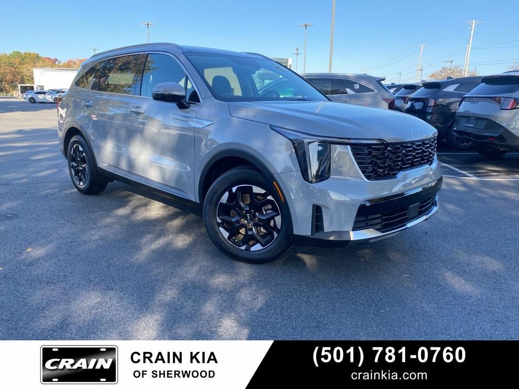 new 2025 Kia Sorento car, priced at $38,325