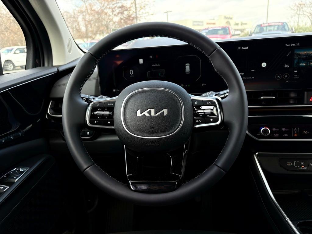 new 2026 Kia Carnival Hybrid car, priced at $54,870