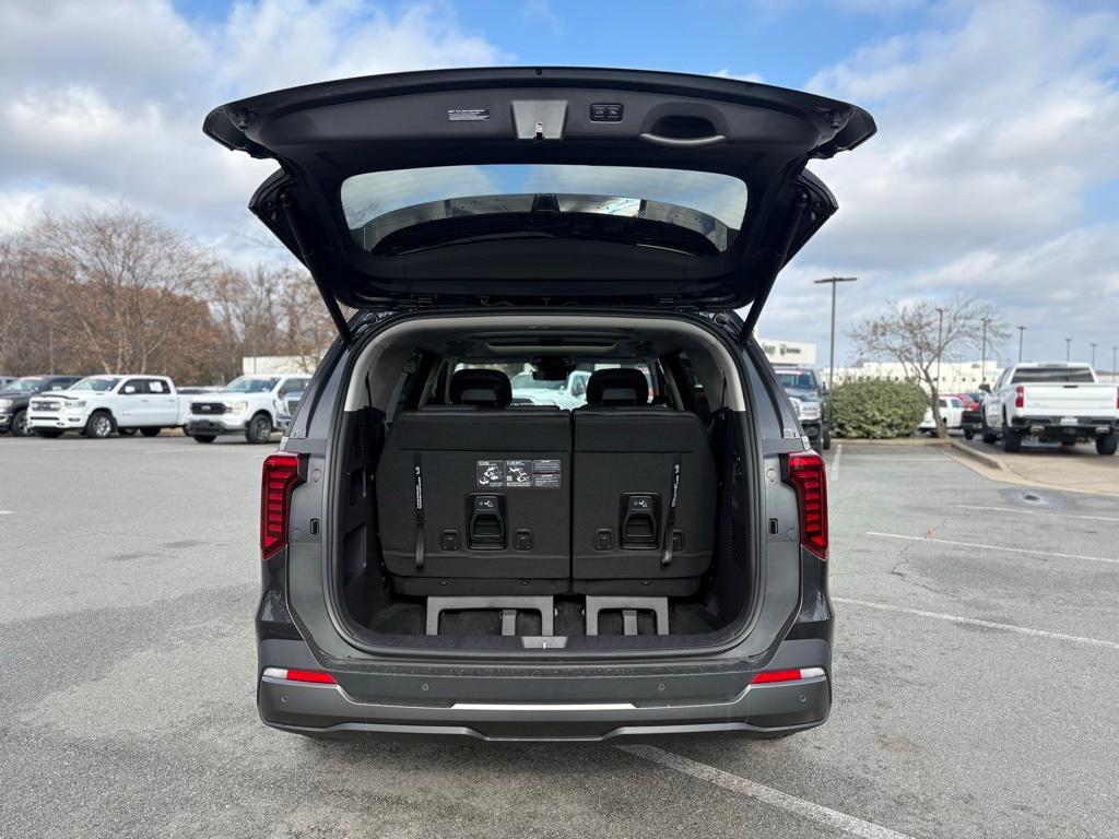 new 2026 Kia Carnival Hybrid car, priced at $54,870