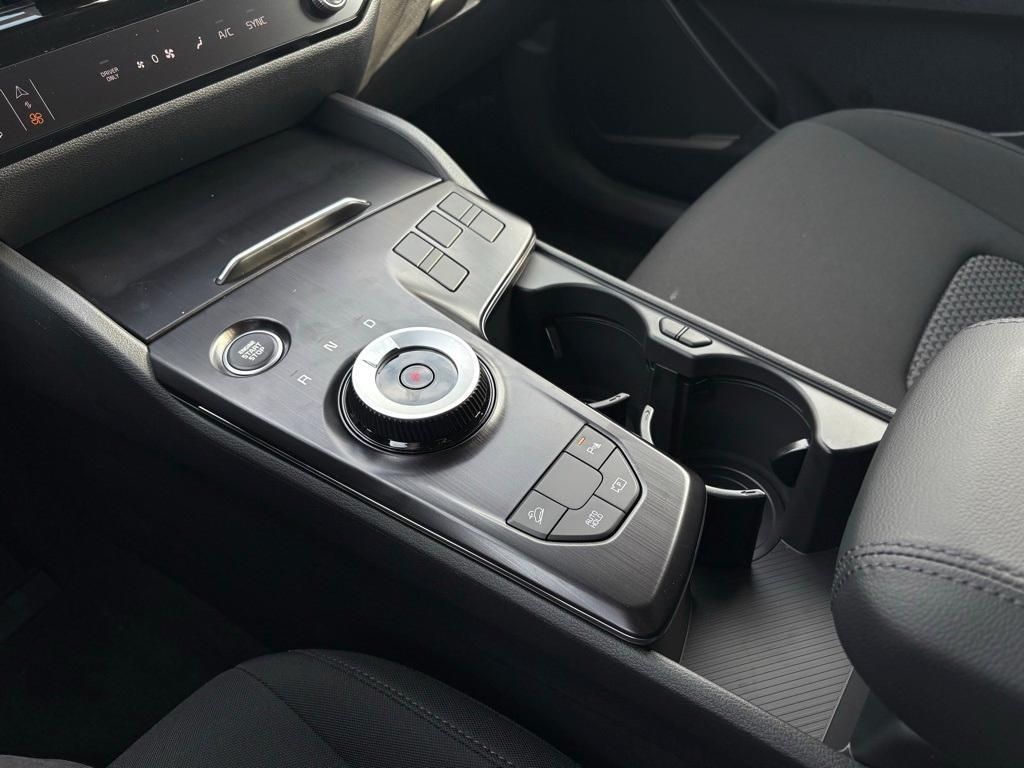 new 2026 Kia Sportage Hybrid car, priced at $33,050