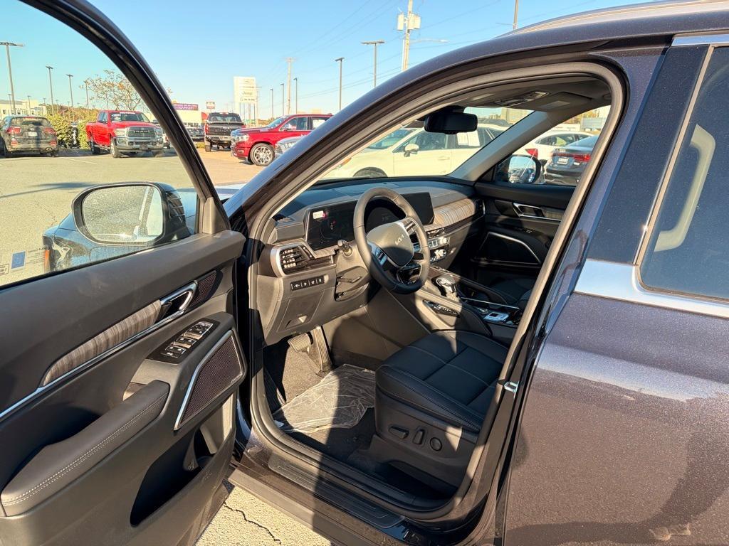 new 2025 Kia Telluride car, priced at $44,210