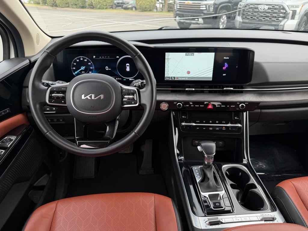 used 2024 Kia Carnival car, priced at $31,998