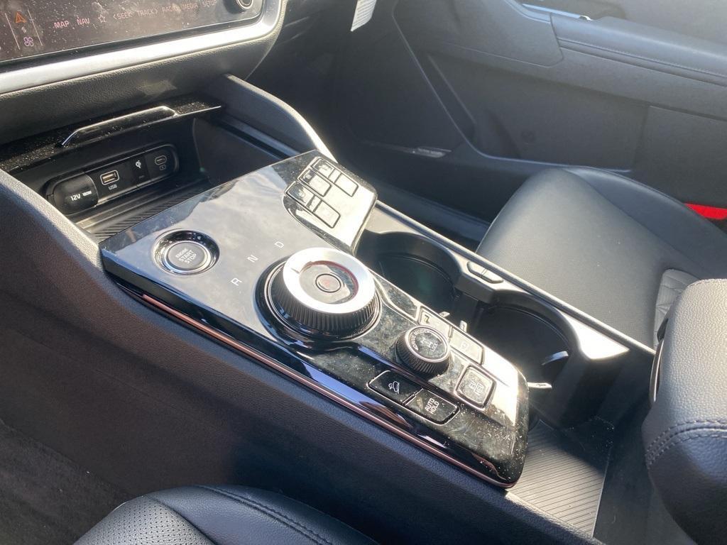 new 2025 Kia Sportage Plug-In Hybrid car, priced at $45,740