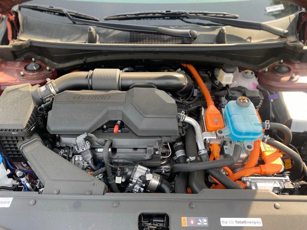 new 2025 Kia Sportage Plug-In Hybrid car, priced at $46,135