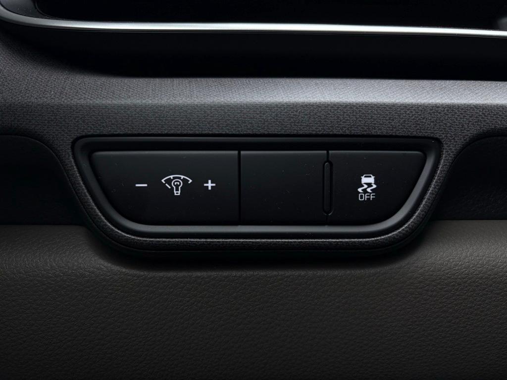 new 2026 Kia Carnival car, priced at $43,385