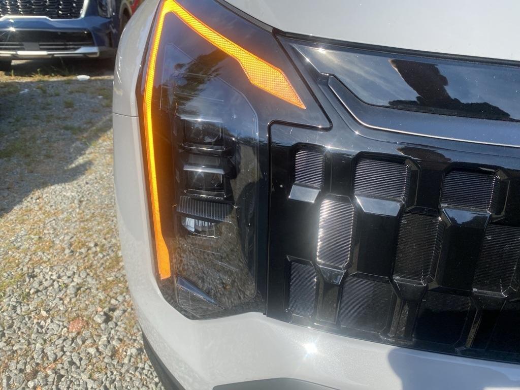 new 2026 Kia Sportage Hybrid car, priced at $38,170