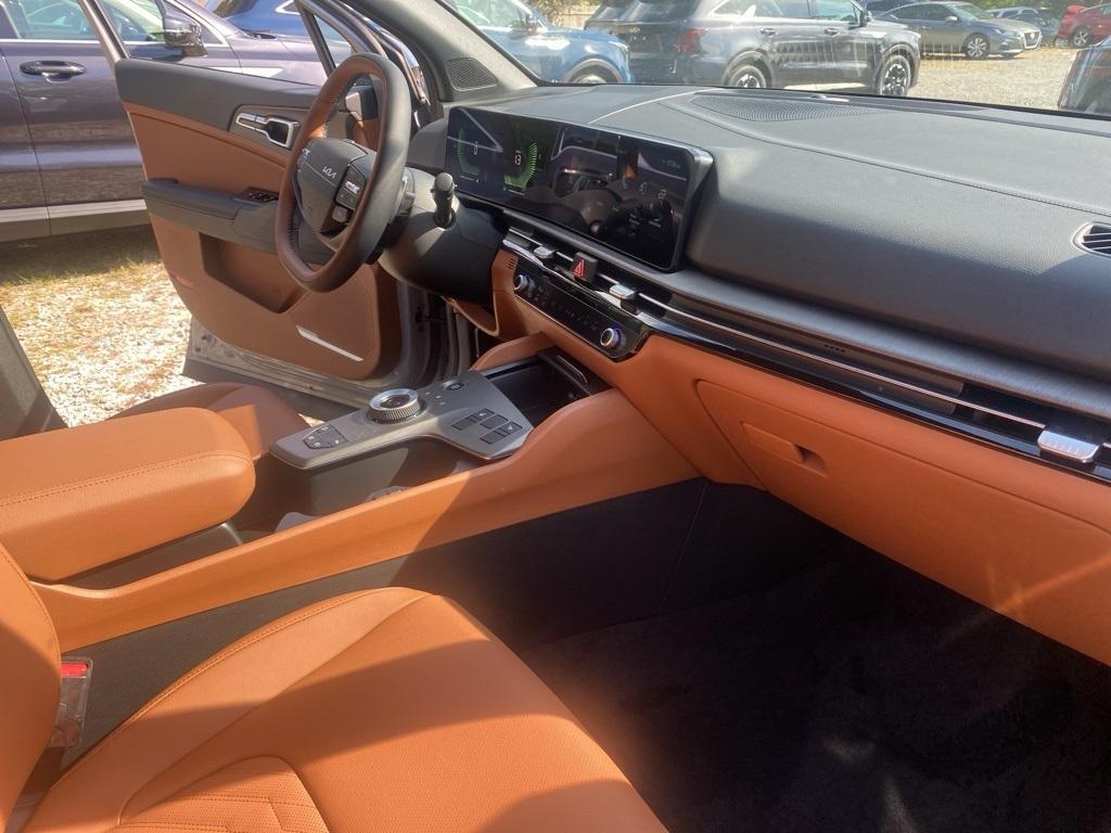 new 2026 Kia Sportage Hybrid car, priced at $38,170