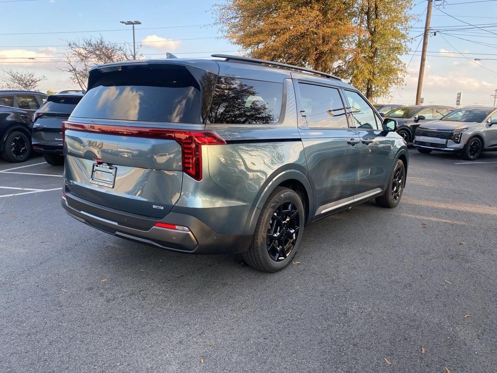 new 2026 Kia Carnival Hybrid car, priced at $55,365