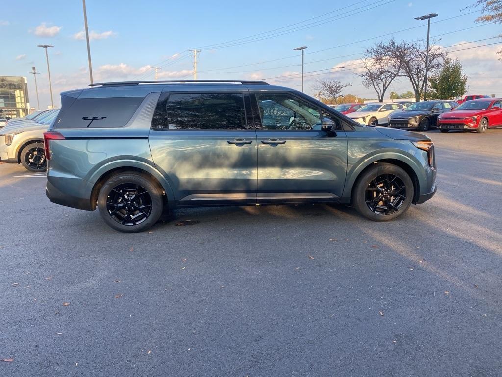 new 2026 Kia Carnival Hybrid car, priced at $55,365