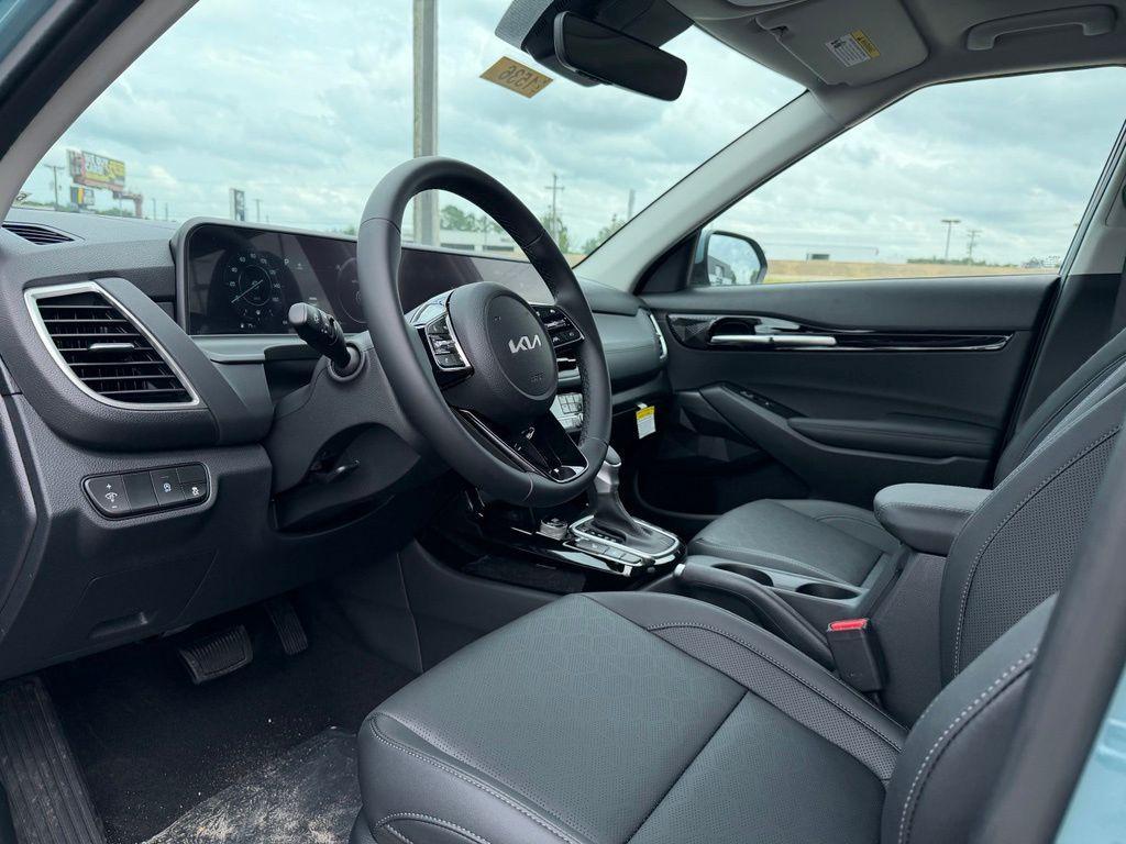 new 2026 Kia Seltos car, priced at $29,629