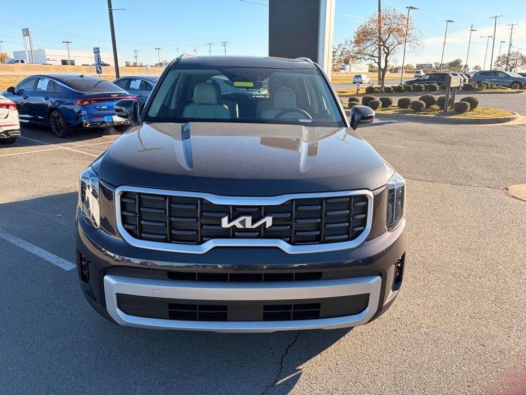 new 2025 Kia Telluride car, priced at $41,255