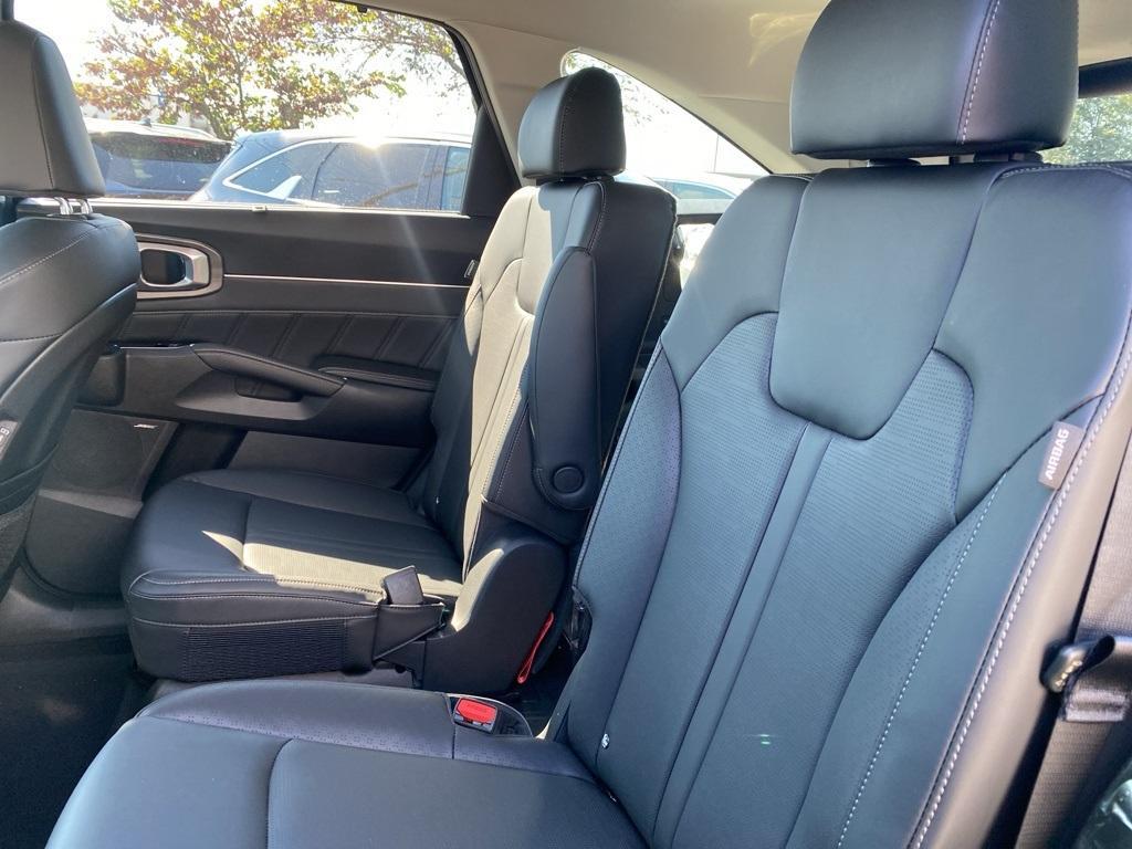 new 2026 Kia Sorento car, priced at $45,850