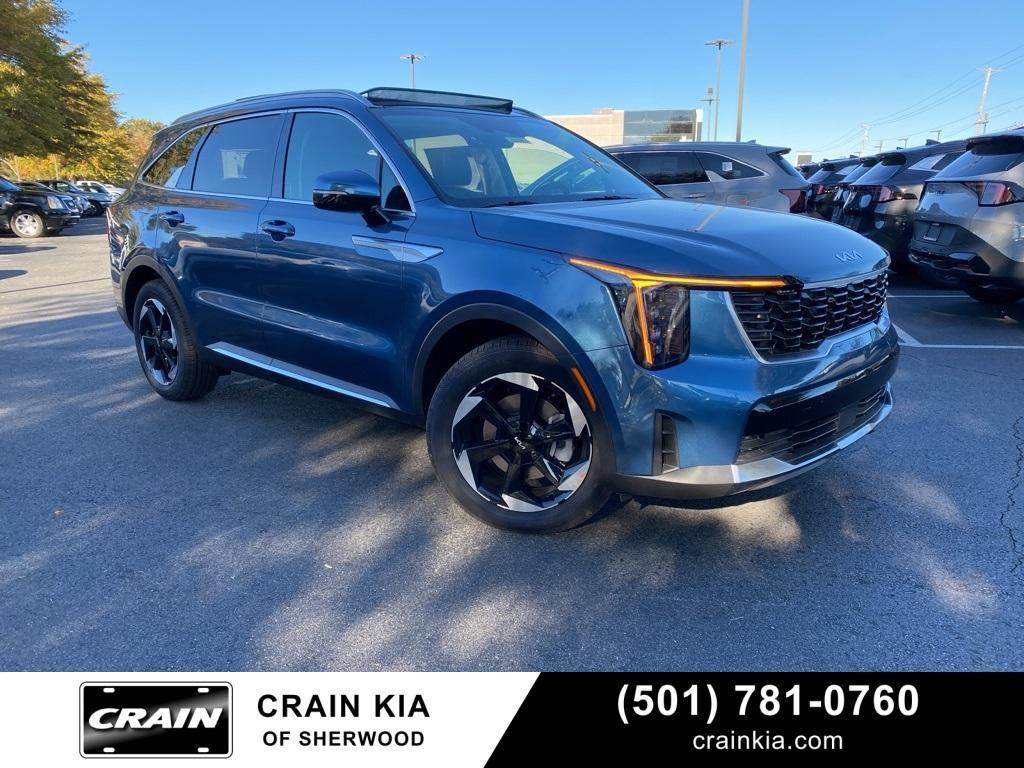 new 2026 Kia Sorento Hybrid car, priced at $42,570