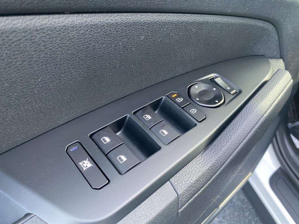 new 2026 Kia Sportage car, priced at $30,630