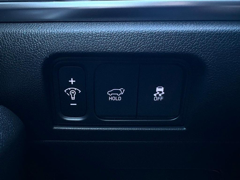 new 2025 Kia Sorento Hybrid car, priced at $42,585