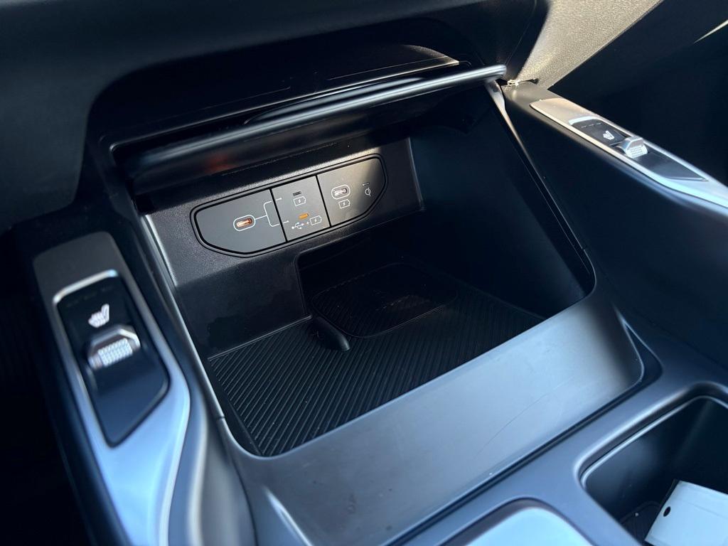 new 2025 Kia Sorento Hybrid car, priced at $42,585