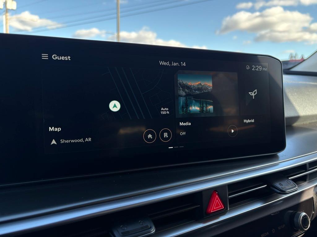 new 2025 Kia Sorento Hybrid car, priced at $42,585