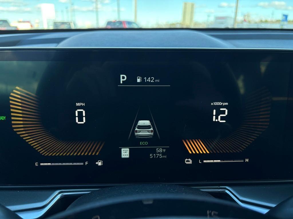 new 2025 Kia Sorento Hybrid car, priced at $42,585