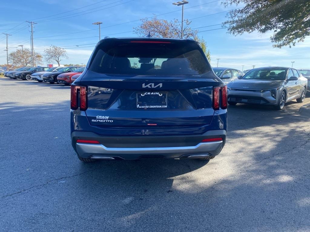 new 2026 Kia Sorento car, priced at $37,030