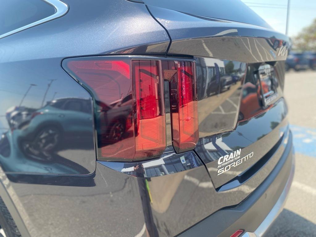 new 2025 Kia Sorento car, priced at $39,490