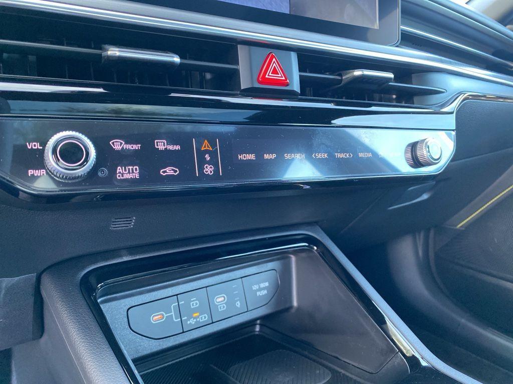 new 2026 Kia K5 car, priced at $39,580