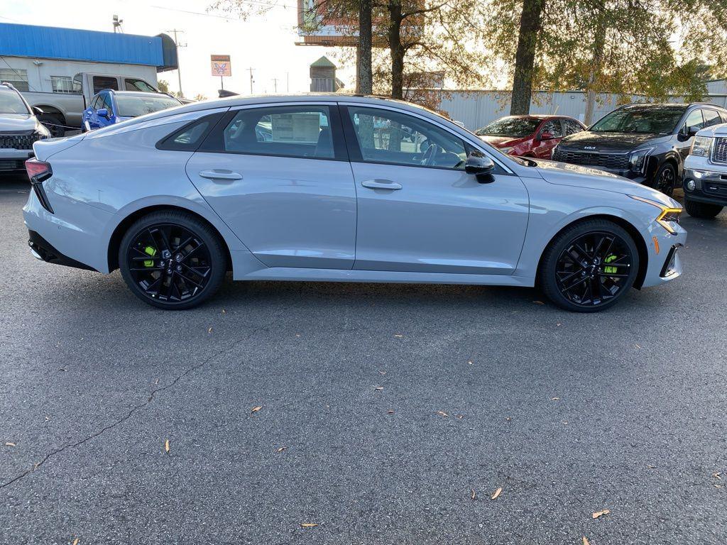 new 2026 Kia K5 car, priced at $39,580